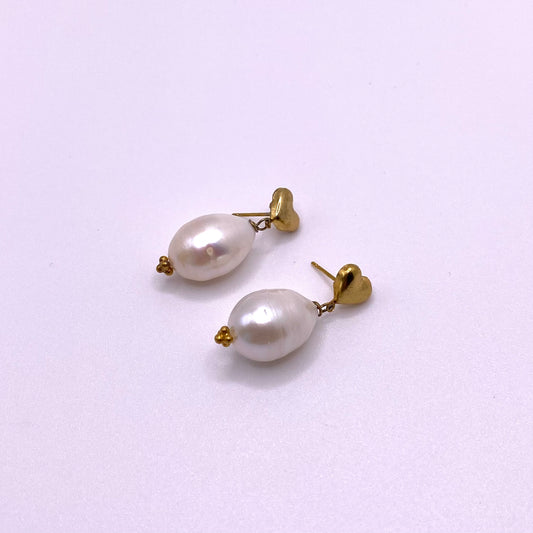 Round Pearl Heart Drop Earrings