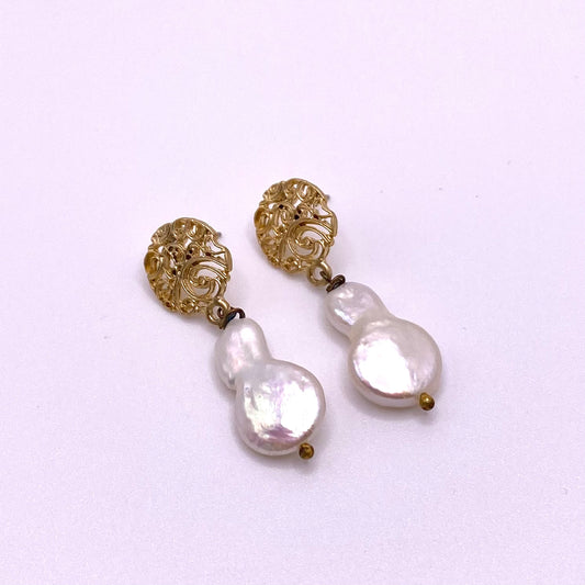 Gold Detail Pearl Drop Earrings