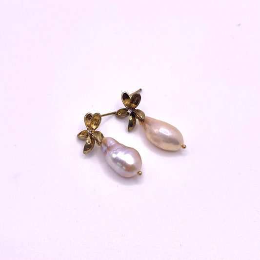Rose Pearl with Gold Flower Earrings