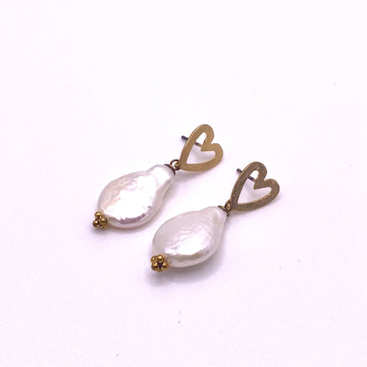 Pearl Gold Heart Earrings