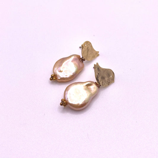Rose Pearl Gold Bird Earrings